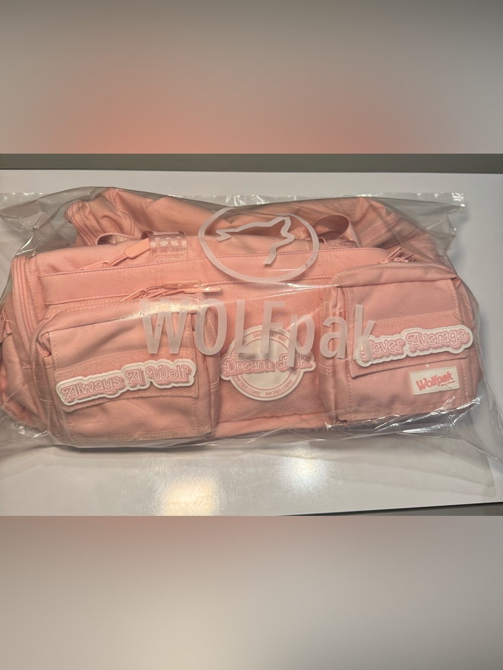 Wolfpak 30L Pink Perfect Duffle Dream Bag - Picture 3 of 16